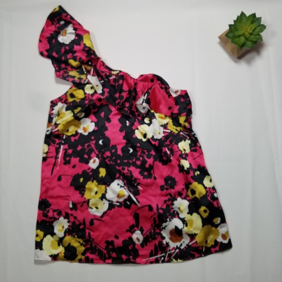 Limited Off Shoulder Top Ruffle - Picture 2 of 6